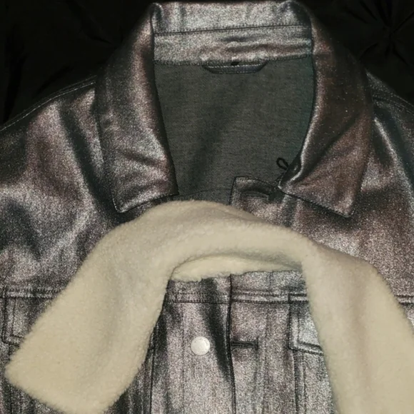 Michael Kors Metallic Gray JacketWhite Sherpa Removable Collar.Size L